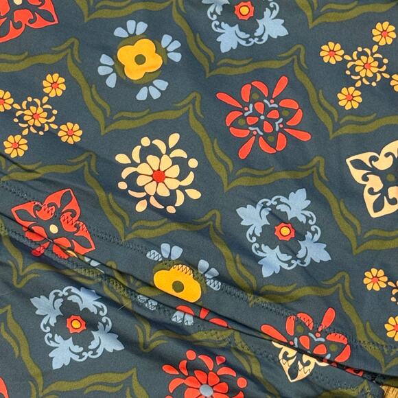 A Pea in the Pod Maternity Floral Tankini Two-Piece Swimsuit Set Size Small - Picture 11 of 13